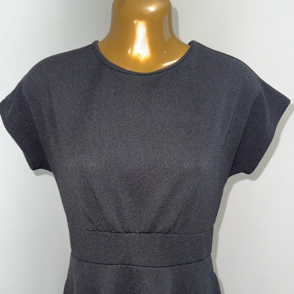 Black Fit & Flare Cap Sleeve Dress • Size M • Textured Fabric - Picture 3 of 9